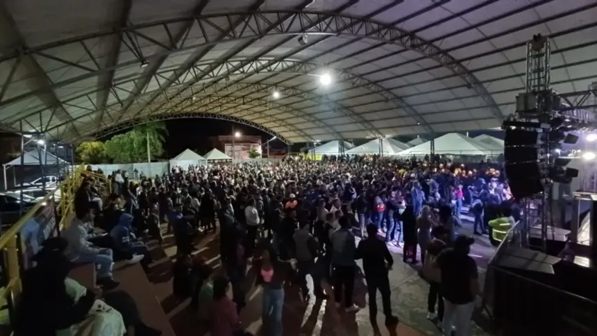 Festa da mandioca atrai milhares de pessoas nos três dias