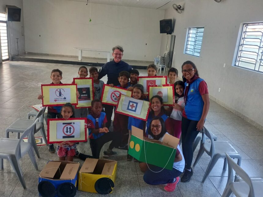 Guarda Civil Metropolitana de Engenheiro Coelho Realiza Palestra Educativa para Crianças