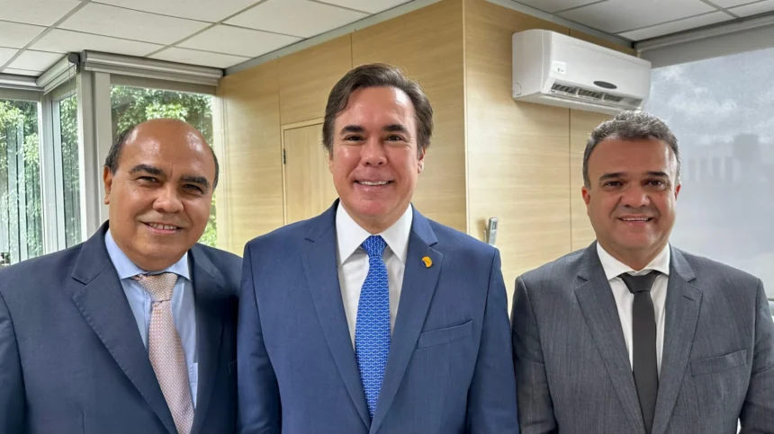 Prefeito Pedro Franco e comitiva municipal buscam novos investimentos para Engenheiro Coelho em Brasília