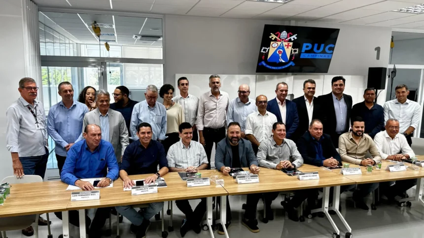 Prefeito Pedro Franco participa de reunião da RMC e destaca protagonismo de Engenheiro Coelho