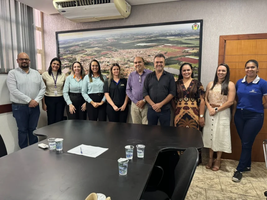 Prefeitura recebe consultora do CIEE