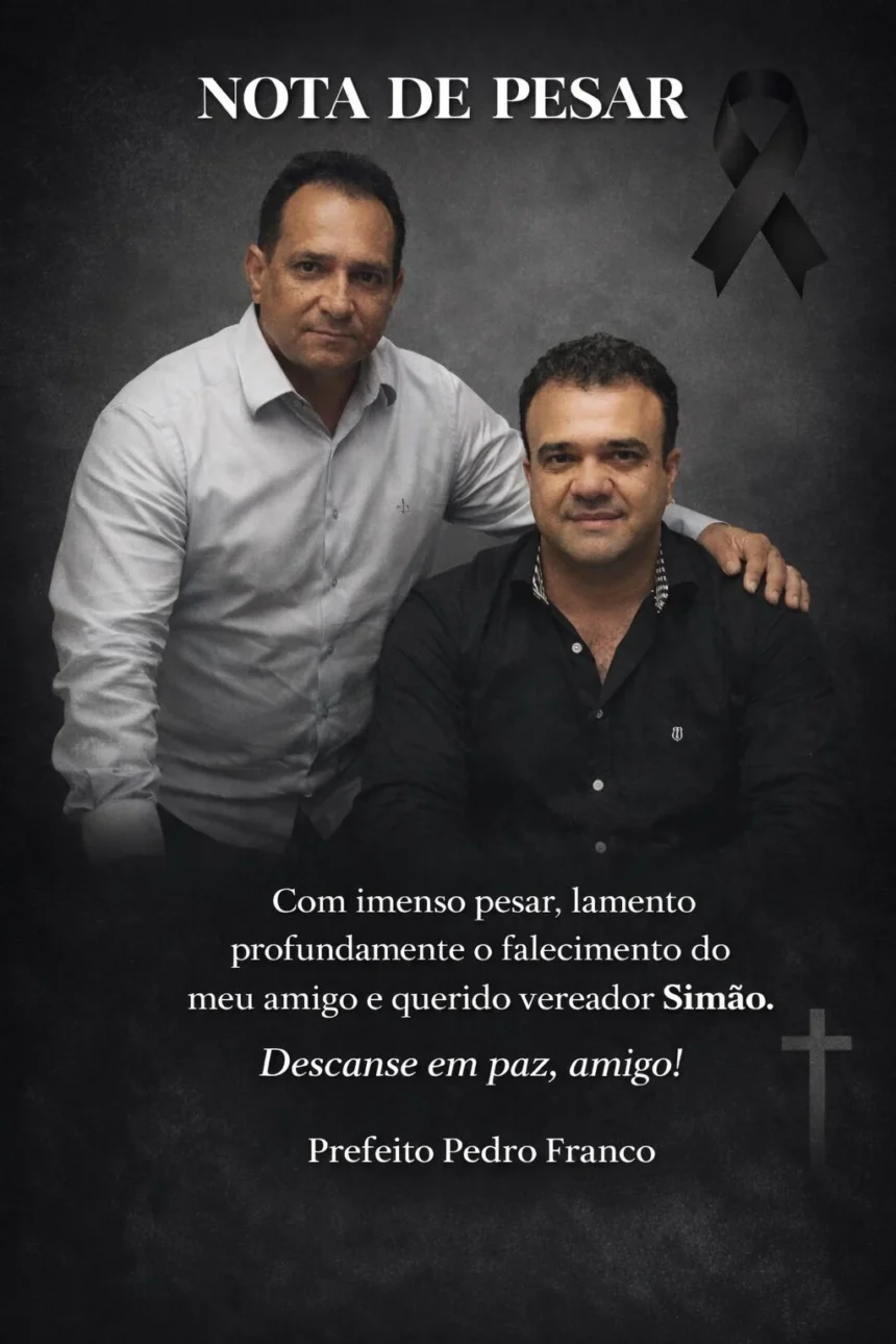 Prefeito Pedro Franco presta homenagem ao vereador Simão