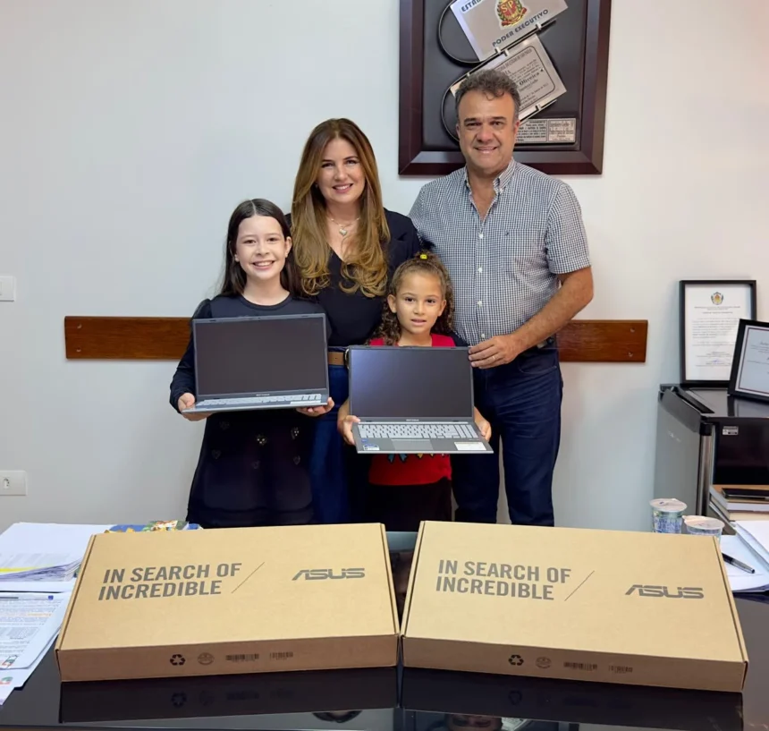 Alunas são premiadas por destaque em avaliações preparatórias para o Saeb e Saresp