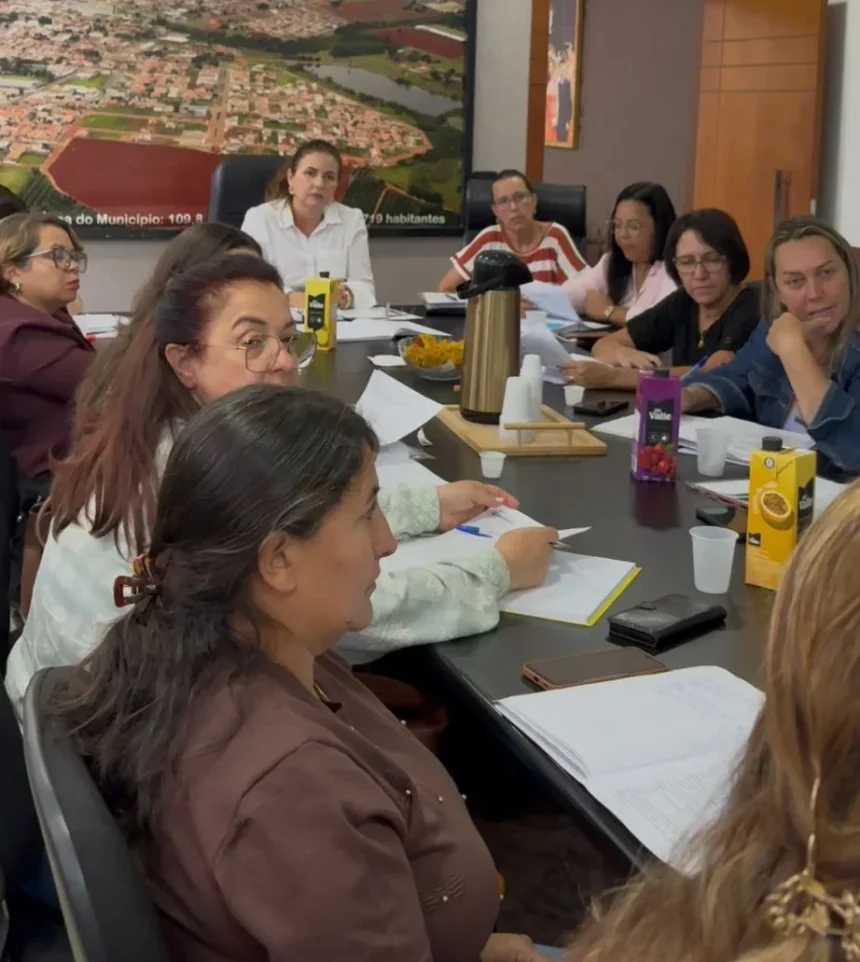 Reunião de alinhamento reforça compromisso com a qualidade da educação